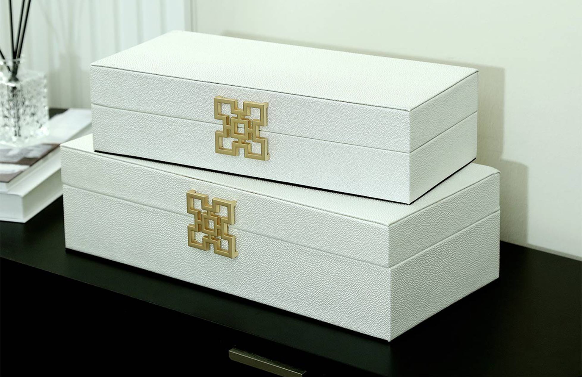 Lina Home is the Wholesale furniture brand in UK. They also offer wholesale lighting and Figurines and Sculptures